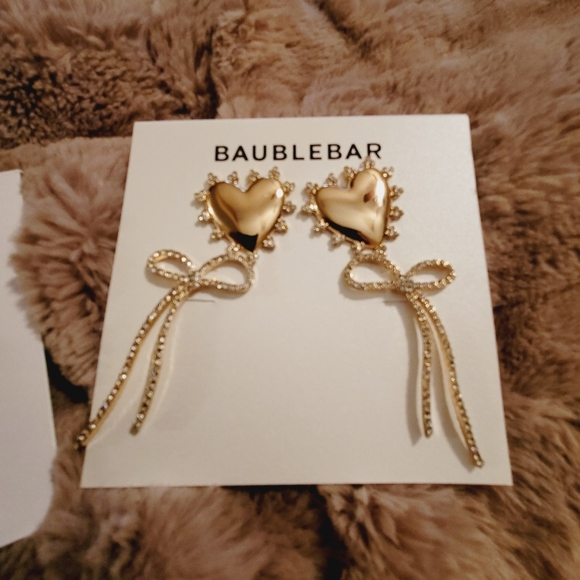 BaubleBar Earrings Set - Picture 2 of 4